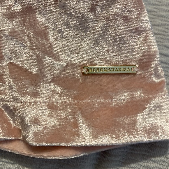 BCBGMaxAzria Women’s Pajama Set with Lace M Pink Babydoll Top Shorts Velvet NWT - Picture 5 of 13